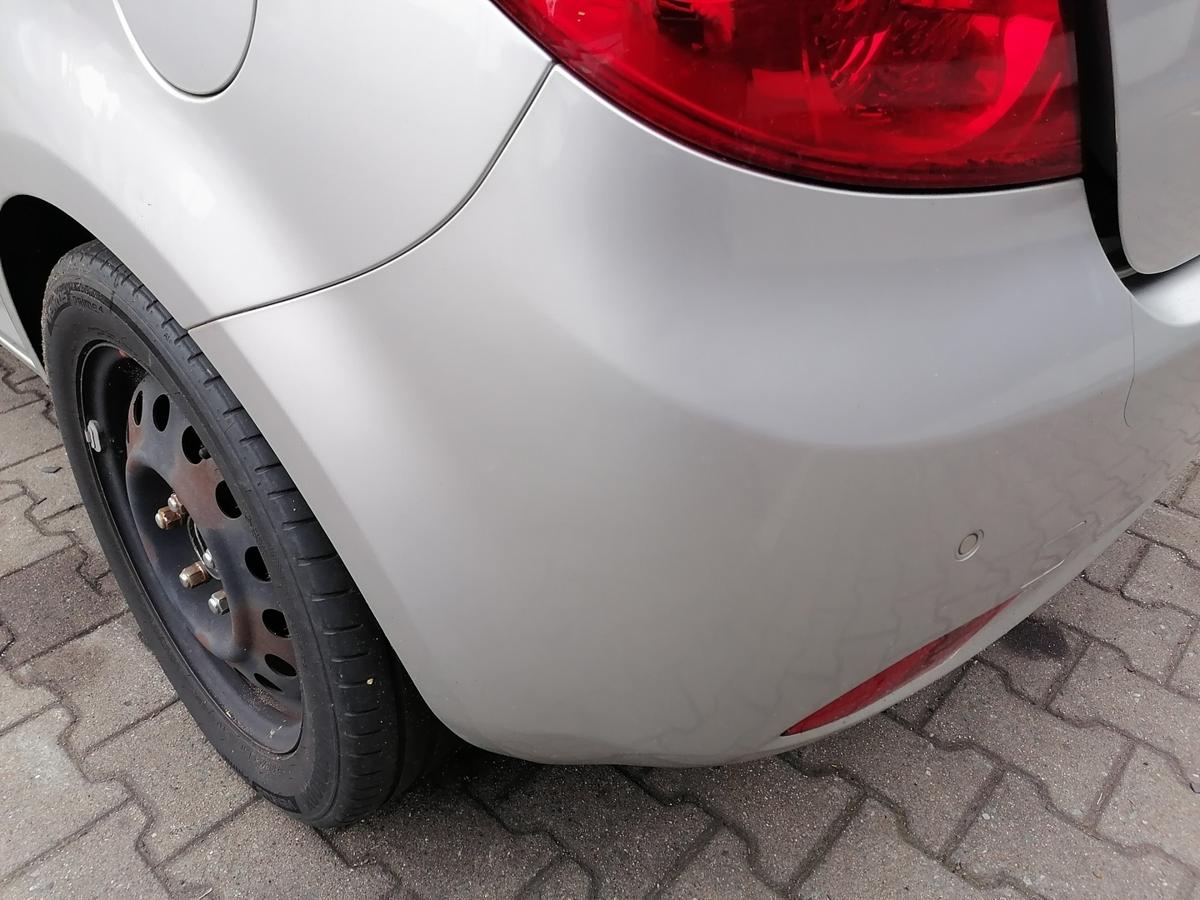 Kia Ceed ED original Sto&szlig;stange Stossf&auml;nger hinten 9S Silber Flie&szlig;heck Bj.2007